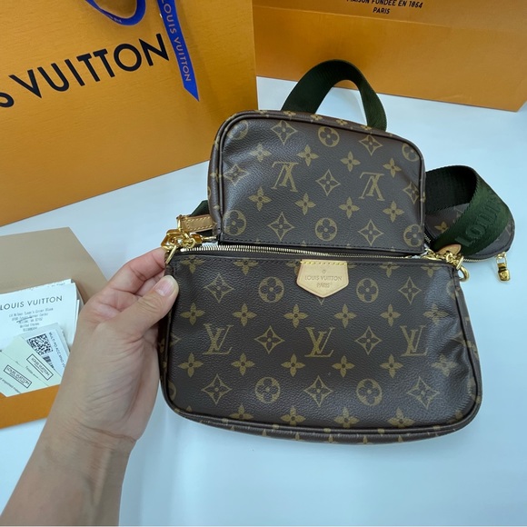Luis Vuitton multi pochette - Picture 3 of 16